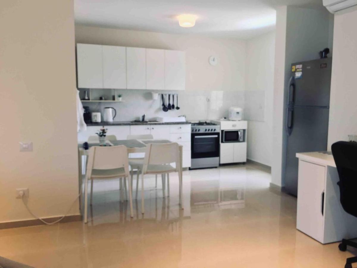 2 Bdr Nitza Appartment With Balkony Netanya Eksteriør bilde