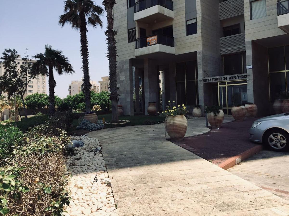 2 Bdr Nitza Appartment With Balkony Netanya Eksteriør bilde